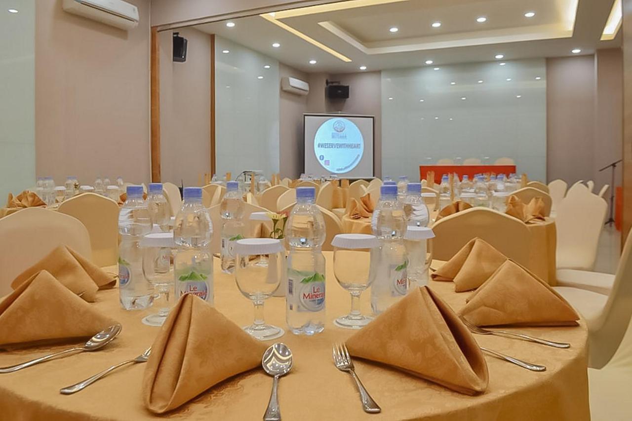Hotel Mutiara Mitra Reddoorz Padangsidimpuan Kültér fotó